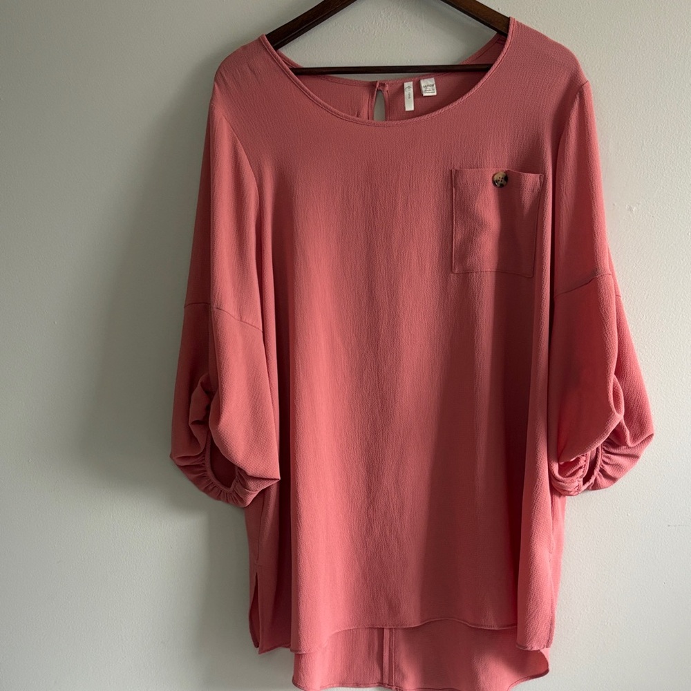 C EST 1946 Coral Textured Tunic Blouse 14W Ruched Sleeve